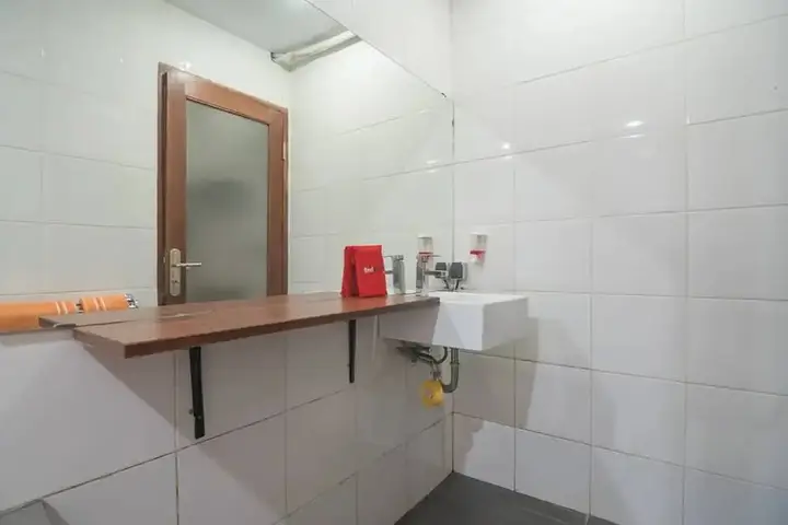 Бандунг: RedDoorz @ Rumah Kiboku