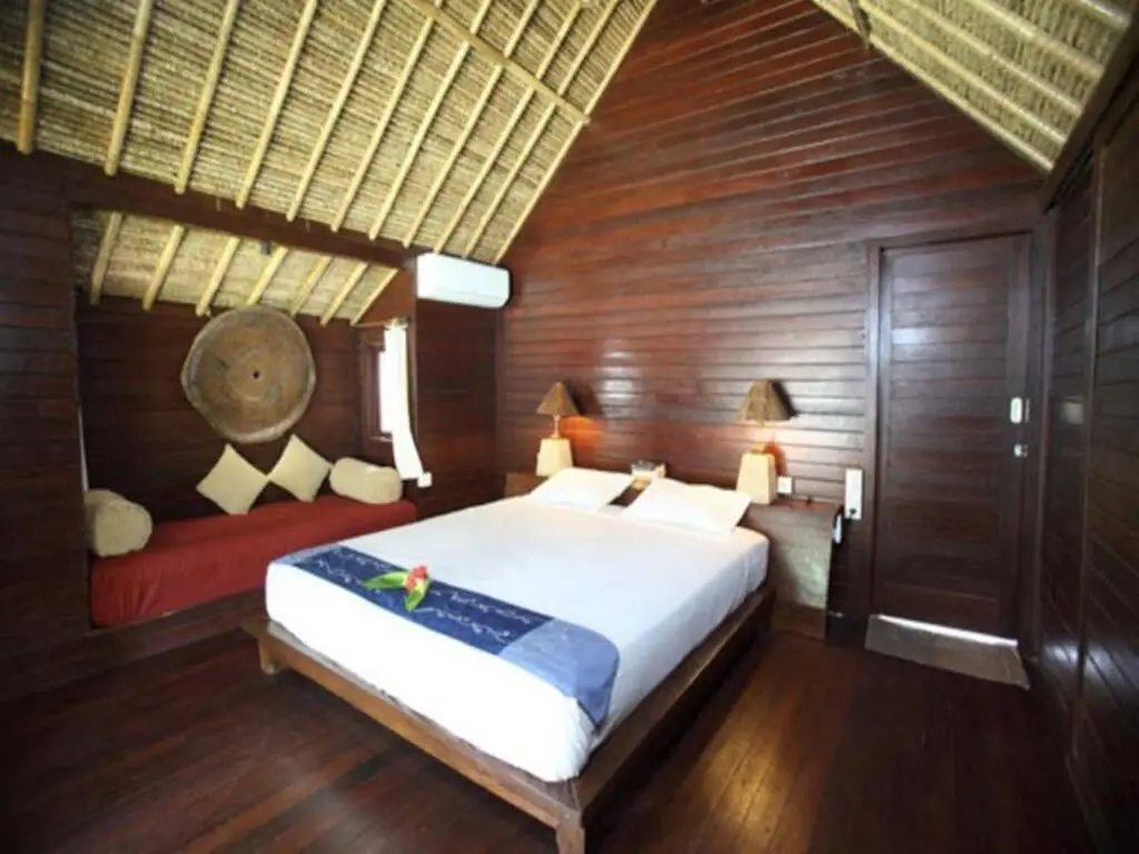 Лембонган-Айленд: TS Hut Lembongan