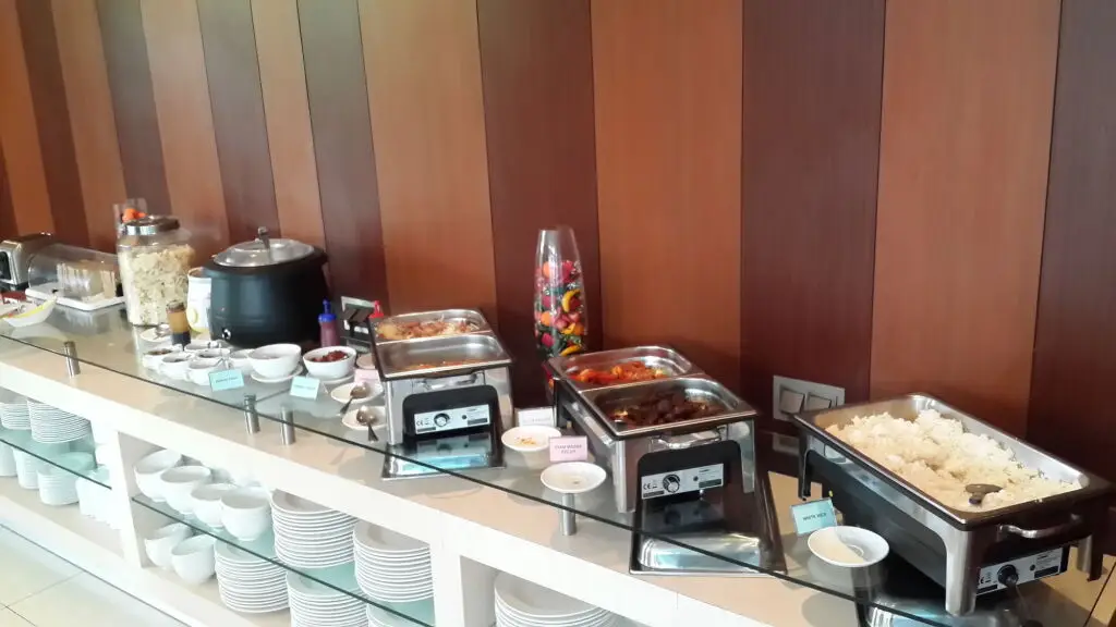 Джакарта: V Hotel Jakarta