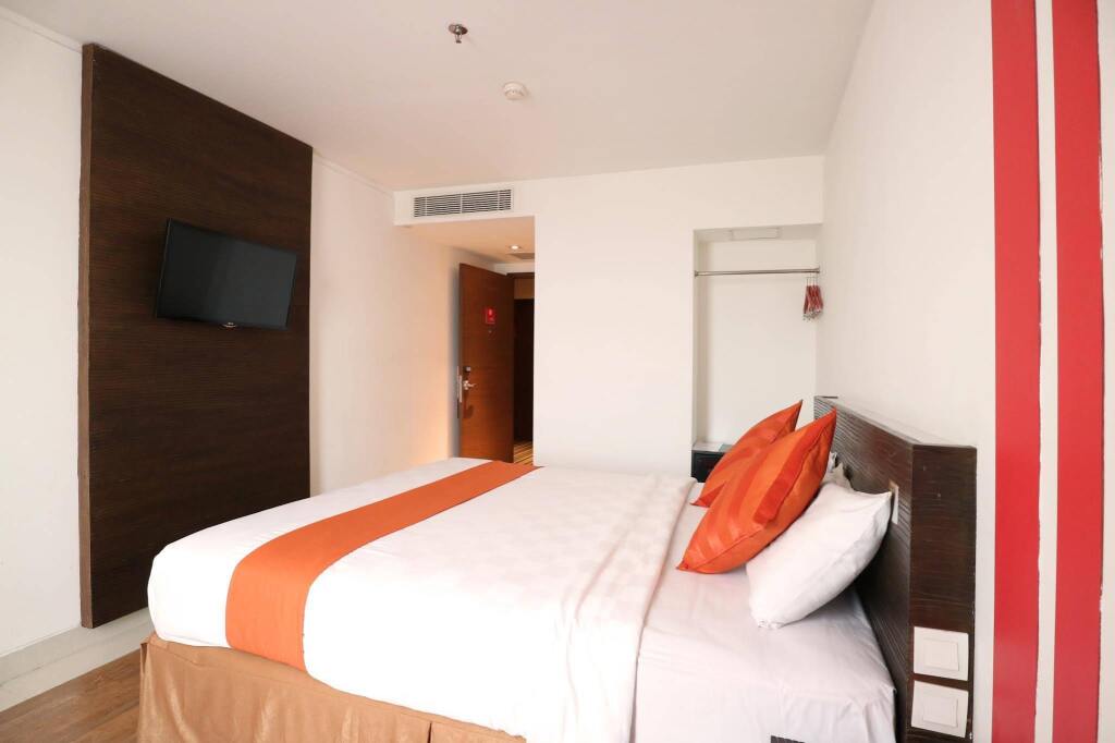 Джакарта: Redstar Hotel