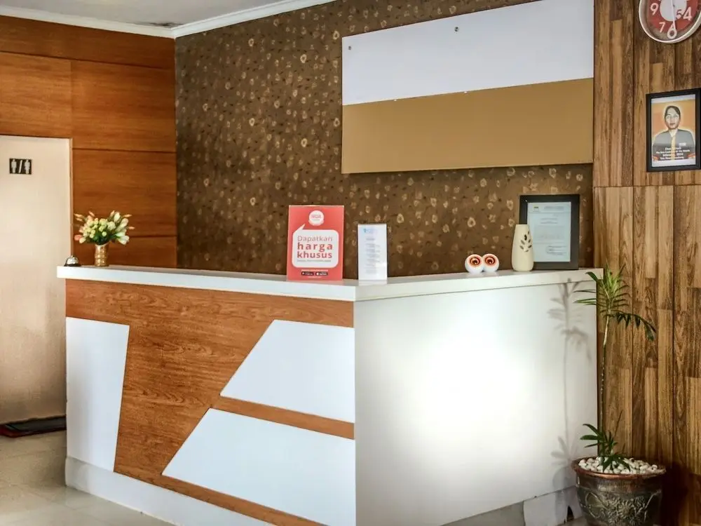Бандунг: Ten House Guest & Resto by RedDoorz