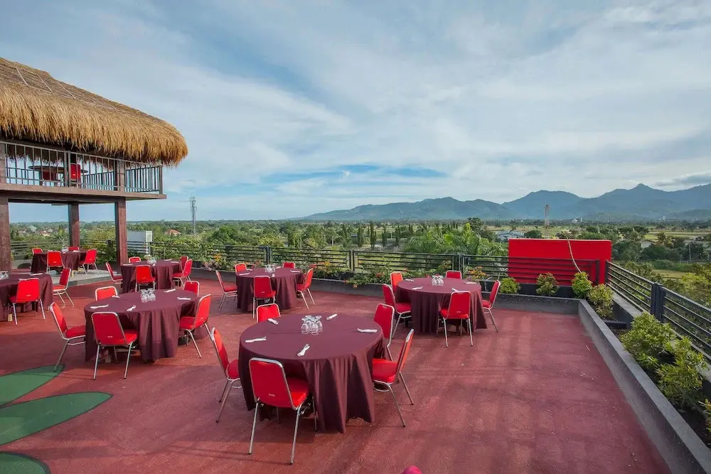 Матарам: Hotel Pratama
