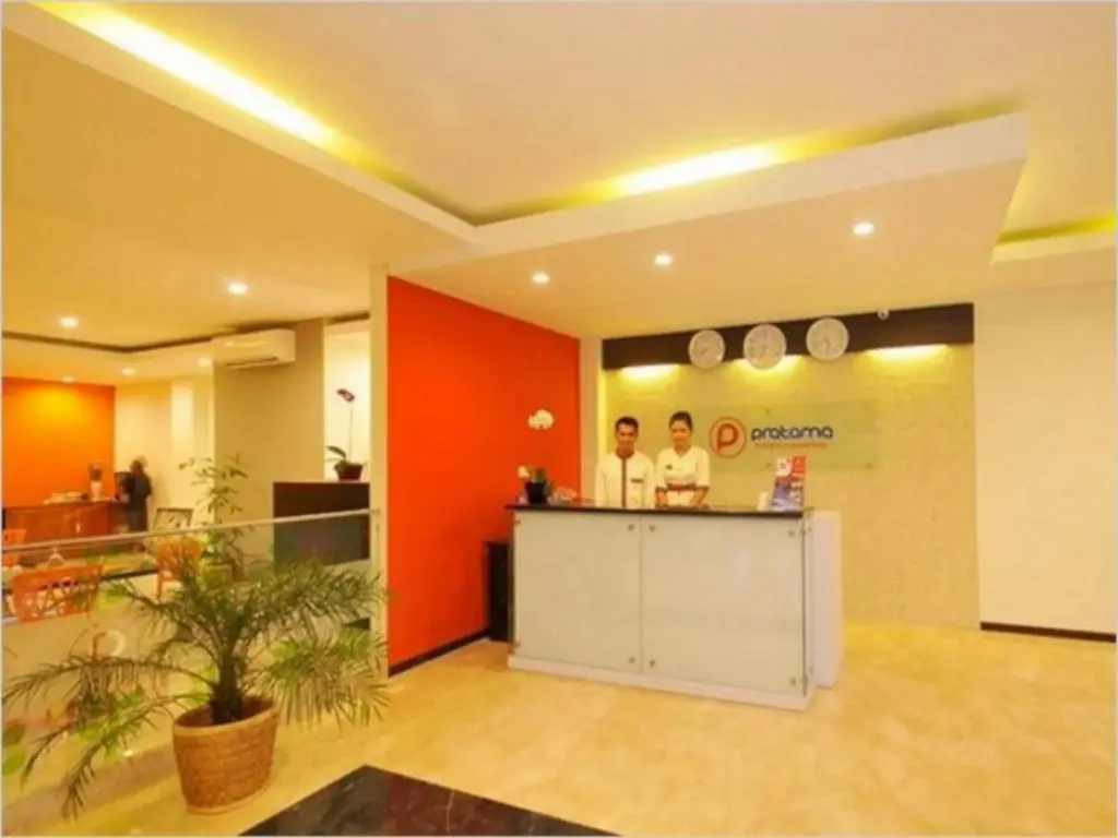 Матарам: Hotel Pratama