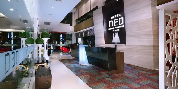 Сурабая: Отель Neo Gubeng, Surabaya