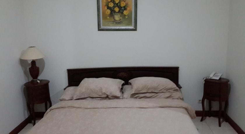Банджанбару: Hotel Ratu Elok