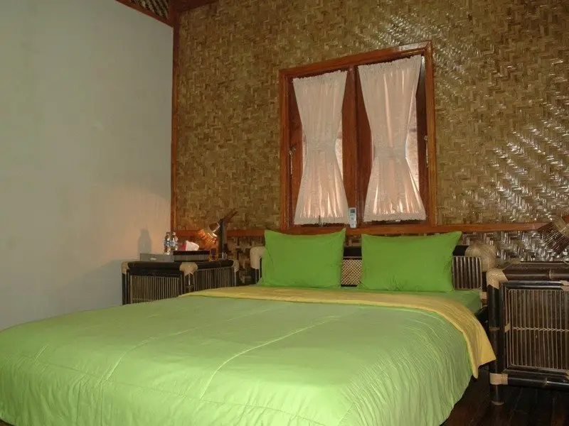 Тасикмалая: Taman Yokima Resort