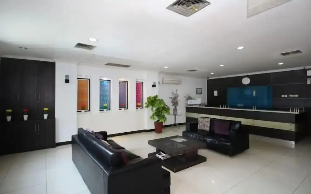 Karsa Utama Hotel — фото 1
