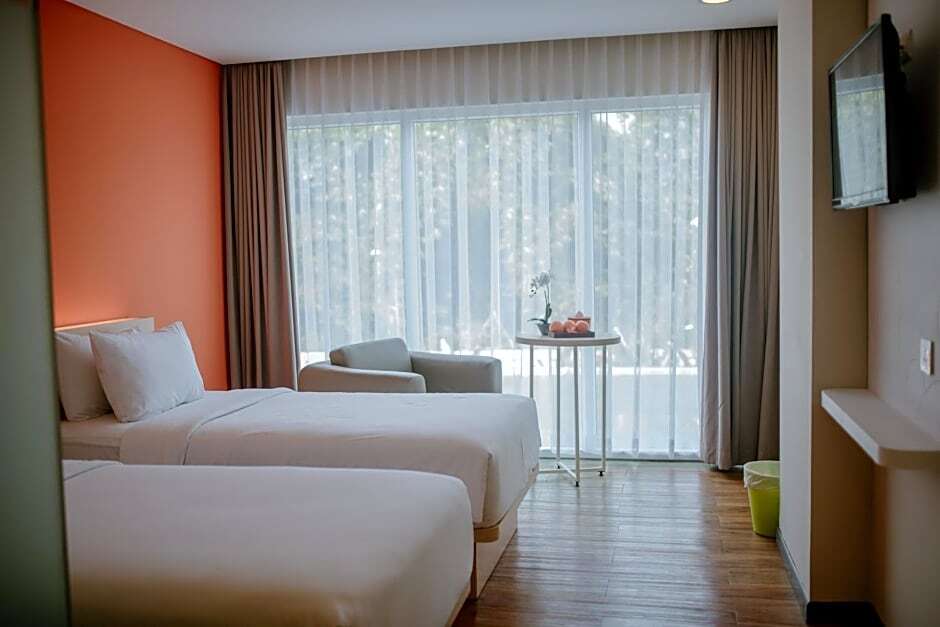 The Bountie Hotel And Convention Centre Sukabumi — фото 1
