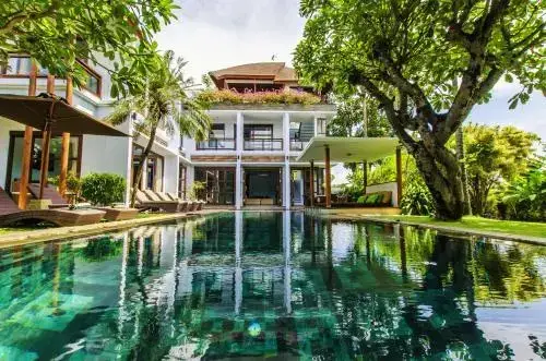 Переренан: Villa Mary's Beach