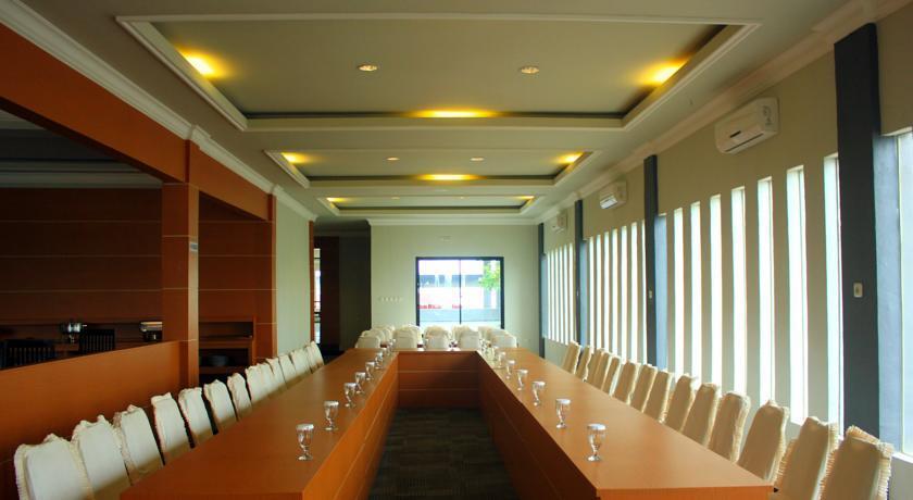 Джамби: Raja Residence Jambi