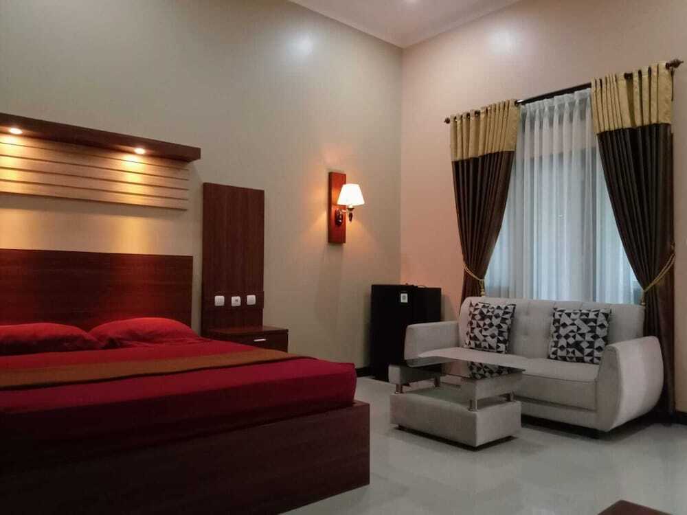 Батукарас: Rivana Hotel