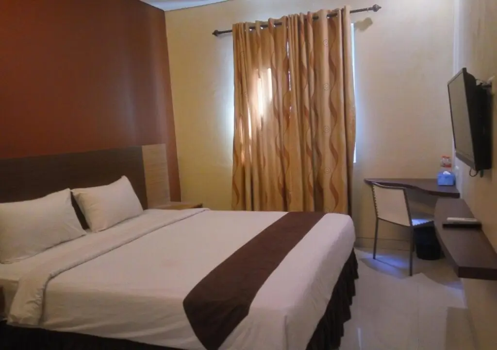 Макассар: Max Hotel