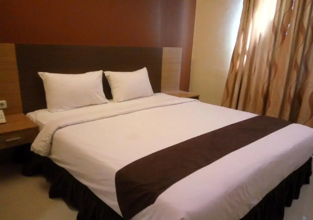Макассар: Max Hotel