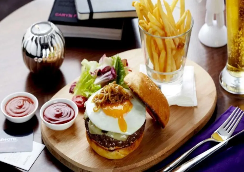 Джакарта: ARTOTEL Thamrin Jakarta