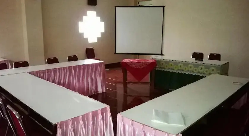 Джокьякарта: Hotel Istana