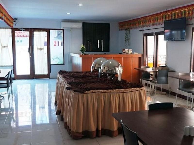Паданг: Ranah Bundo Hotel