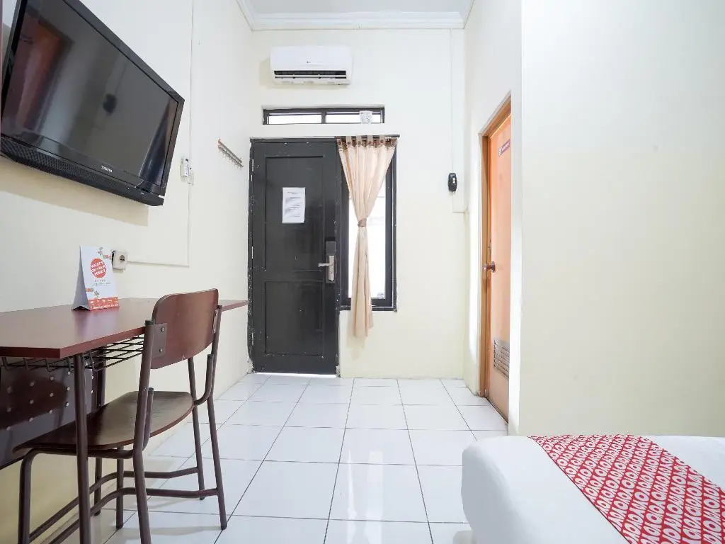 Депок: Maleo Kostel Cempaka Putih