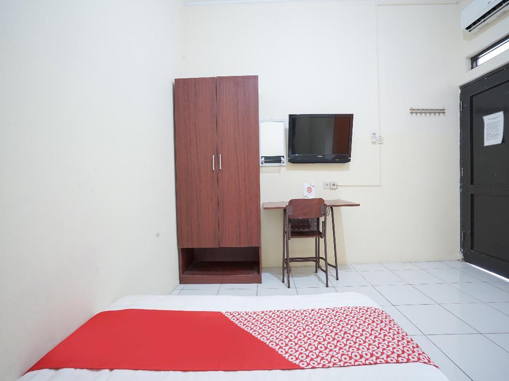 Депок: Maleo Kostel Cempaka Putih