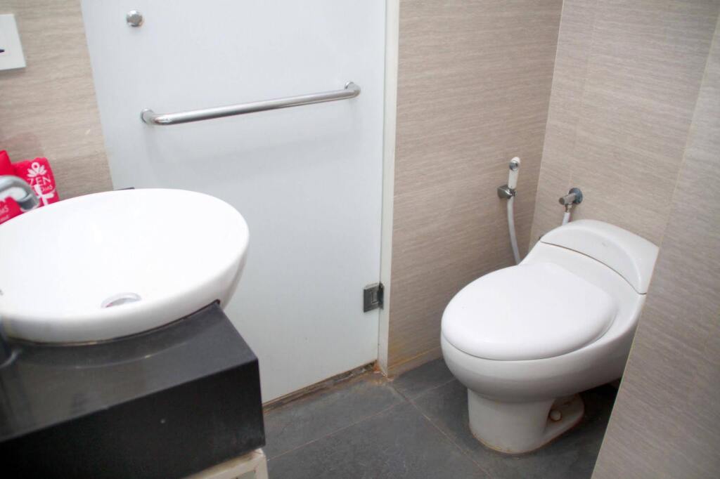Сурабая: ZEN Rooms Basic Kusuma Bangsa