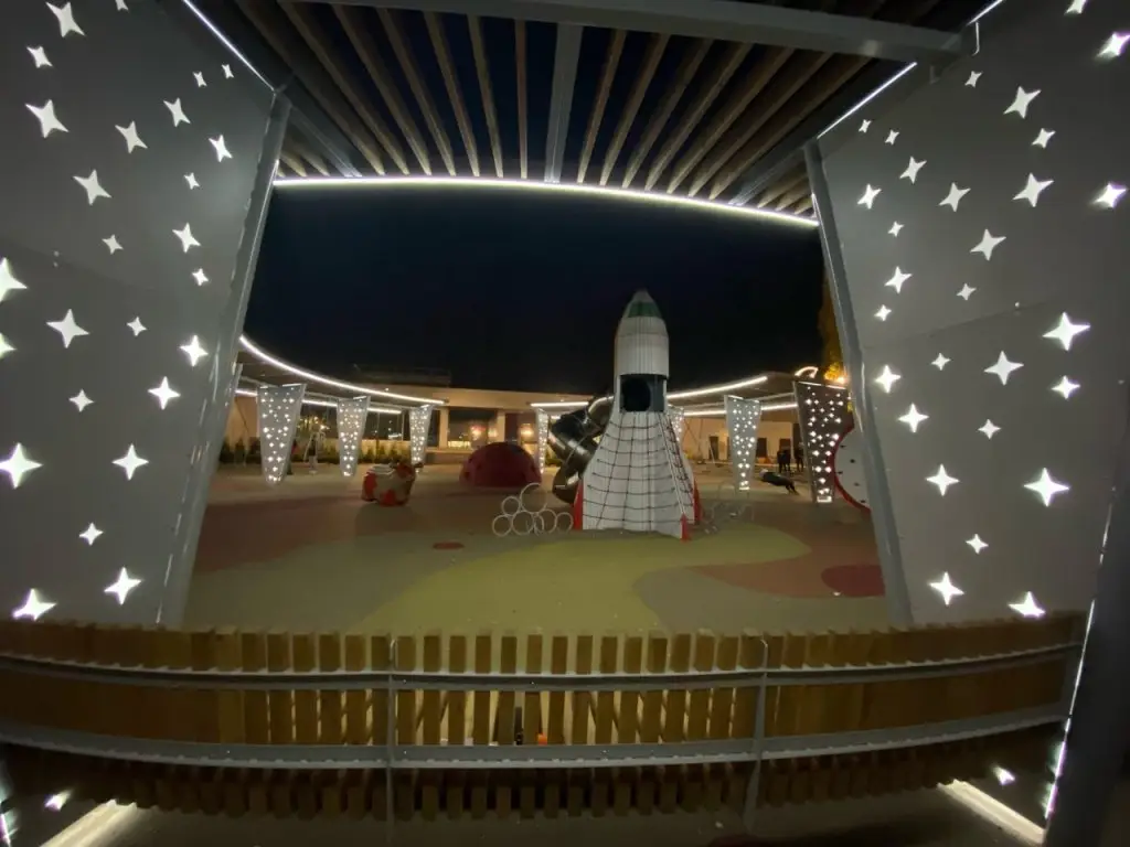 carousel image 1