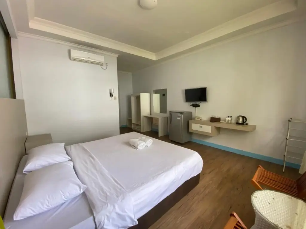 Аньер: Allisa Resort Hotel