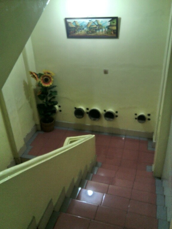 Сурабая: Family Guest House Barata Jaya 48