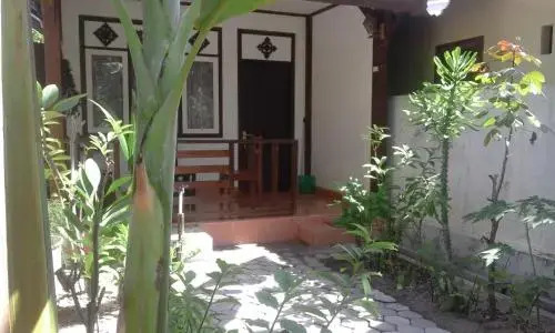 Гили Траванган: Sasaki Bungalow