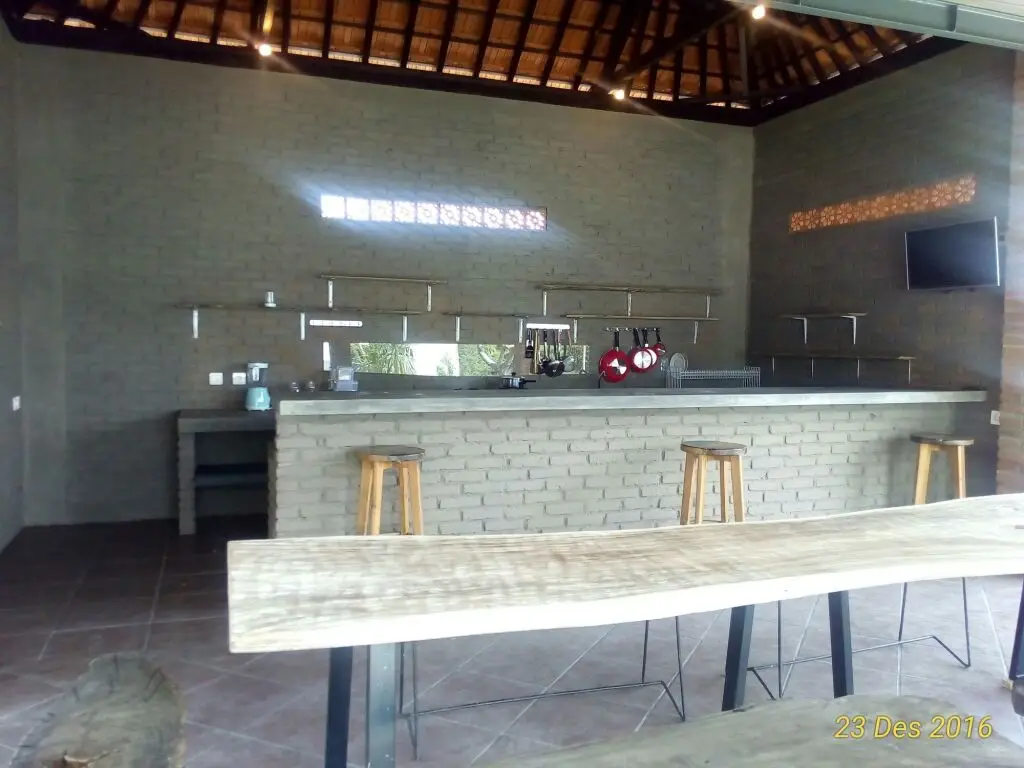 Чангу: Grandpa Guest House