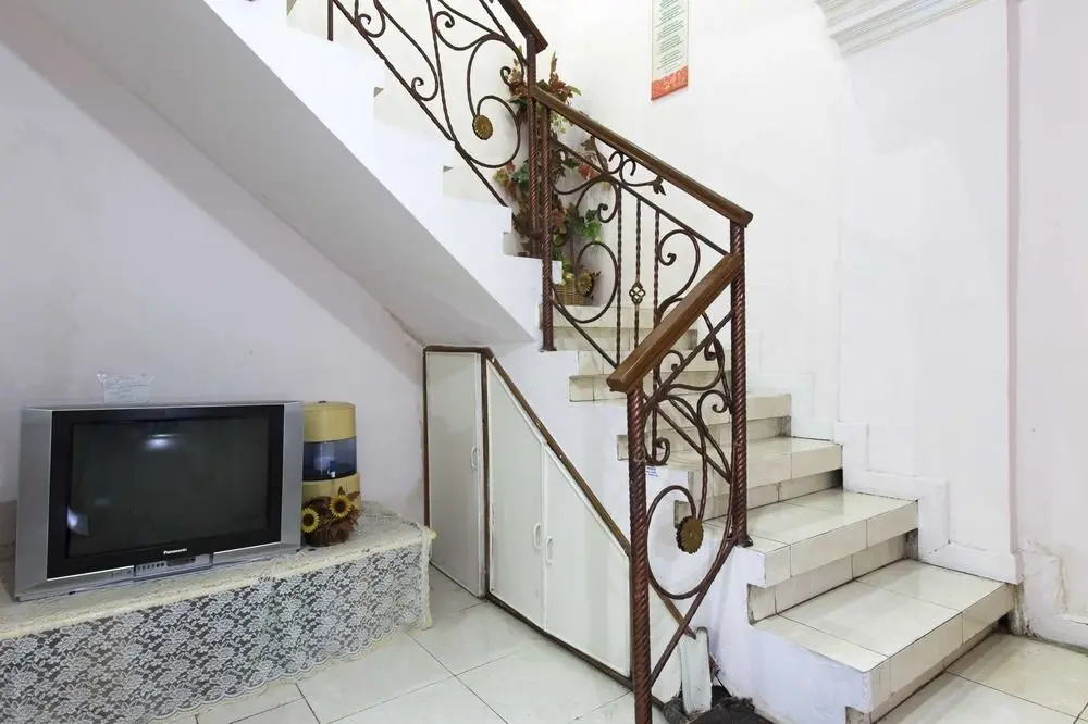 Джакарта: RedDoorz @Duren Tiga Barat