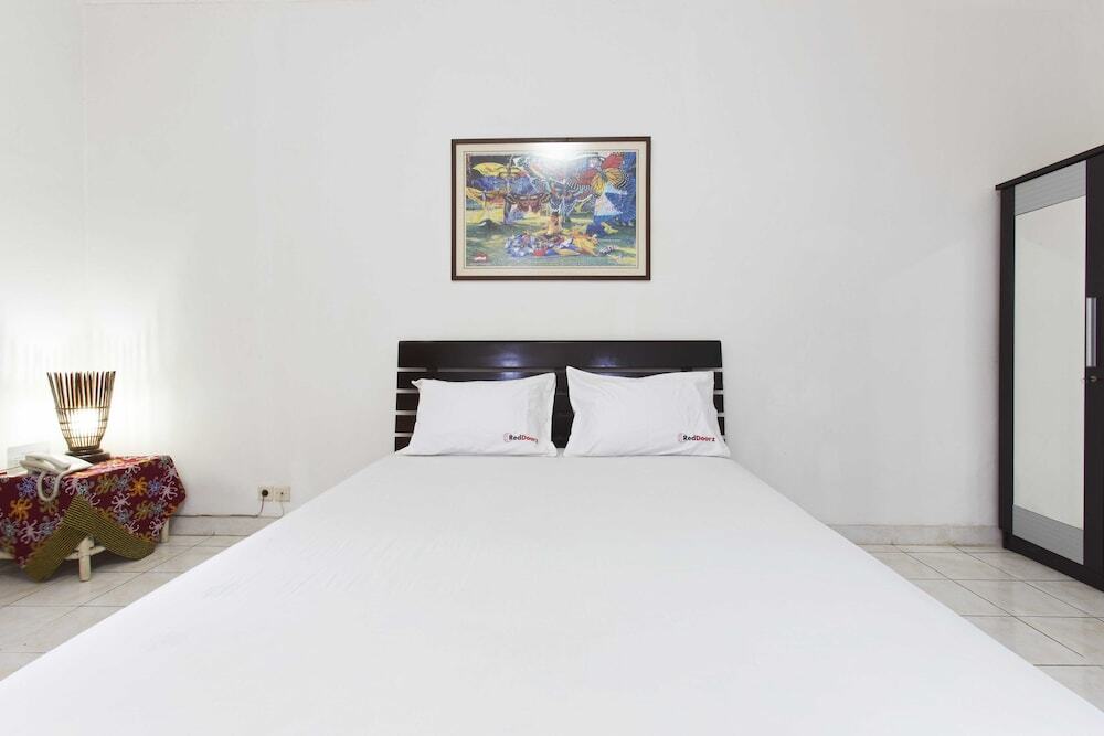 Джакарта: RedDoorz Near TB Simatupang