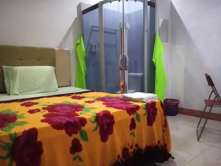 Петумбак: Wisma Bunda Deli