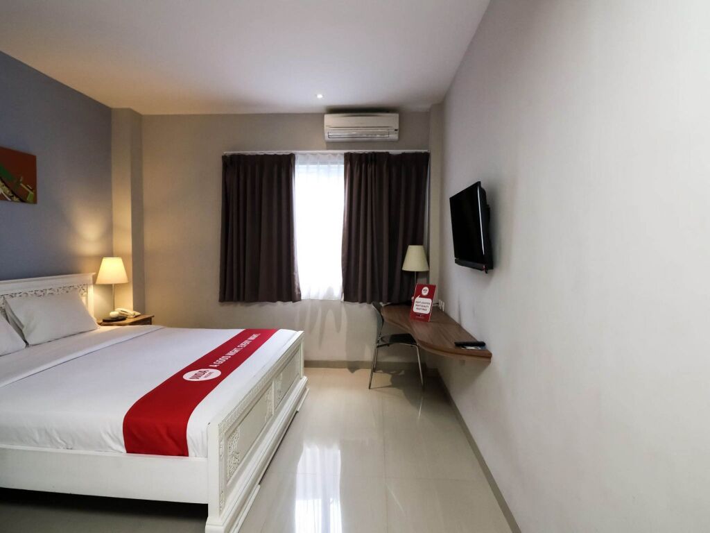 Табанан: RedDoorz Plus @ Gunung Salak Street