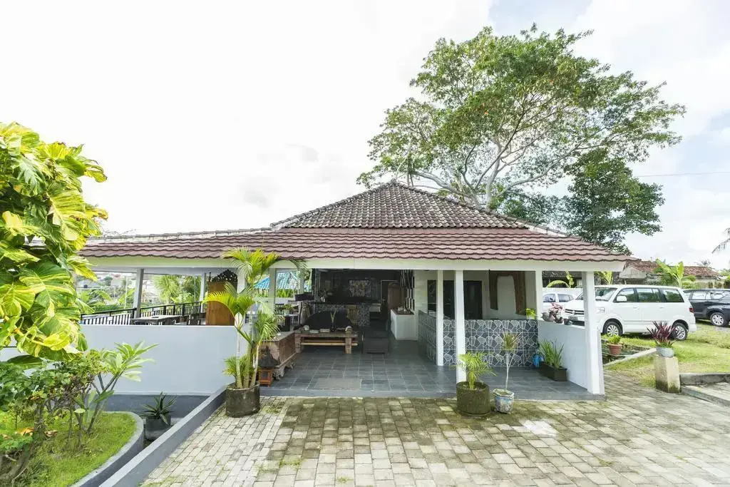 Далунг: RedDoorz @ Pandu Kuta Utara