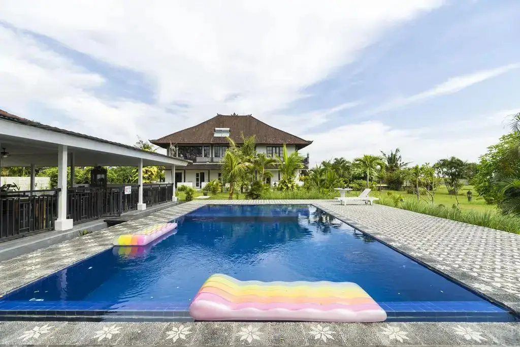 Далунг: RedDoorz @ Pandu Kuta Utara
