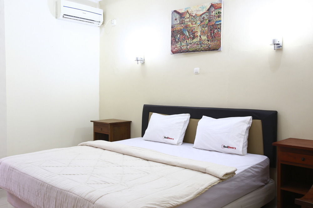 Джакарта: RedDoorz@Pondok Pinang 2