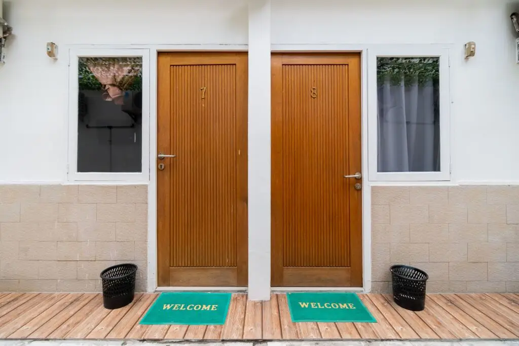 Джакарта: RedDoorz @ Tondano Benhil