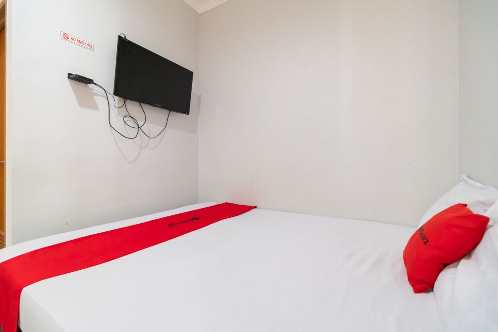 Джакарта: RedDoorz @ Tondano Benhil