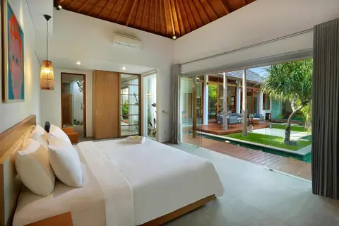 Villa Odyssey — фото 1