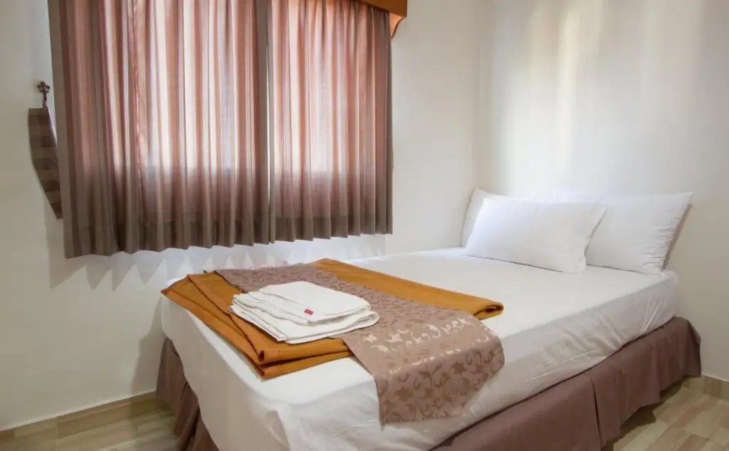 Кута: OYO 3950 The Ratna Hotel