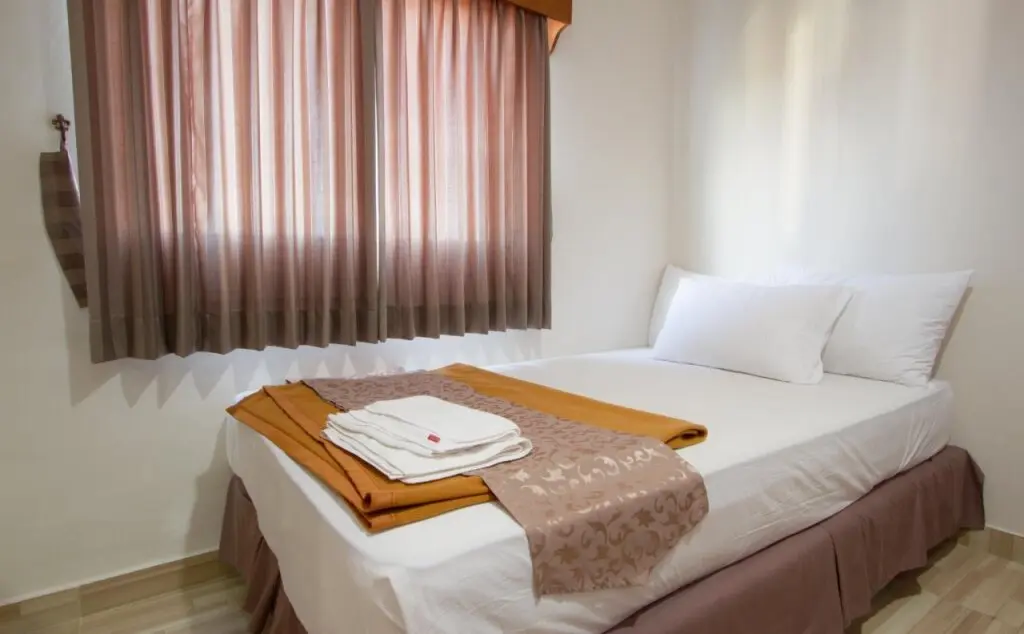 Кута: OYO 3950 The Ratna Hotel