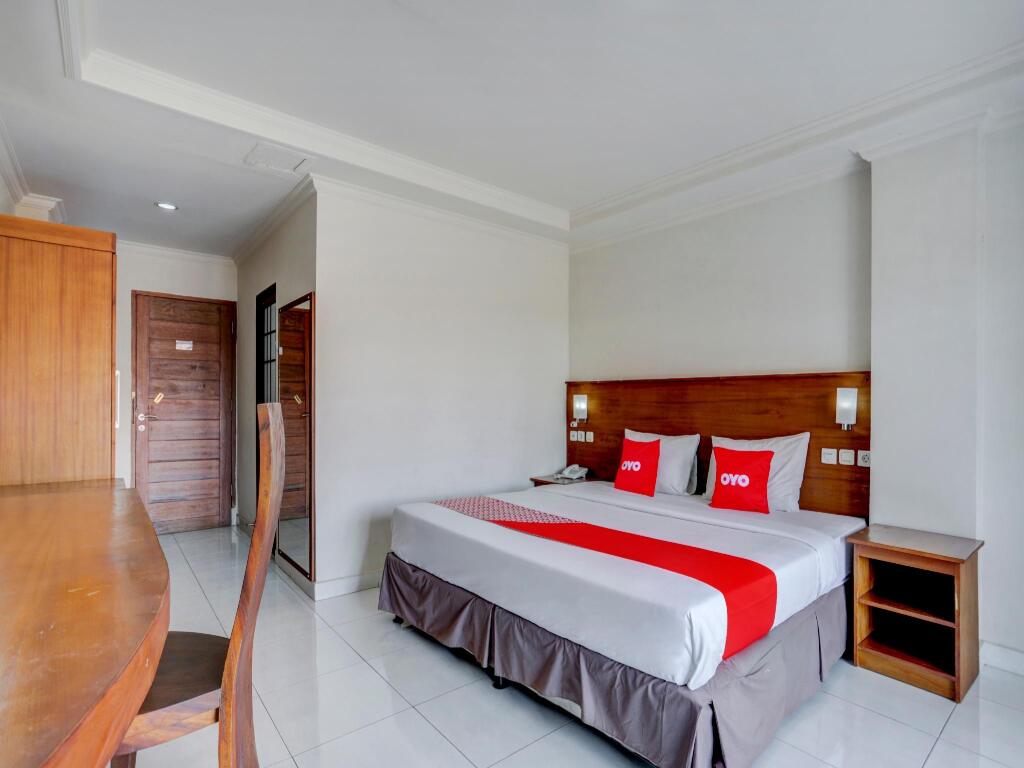 Кута: OYO 3950 The Ratna Hotel