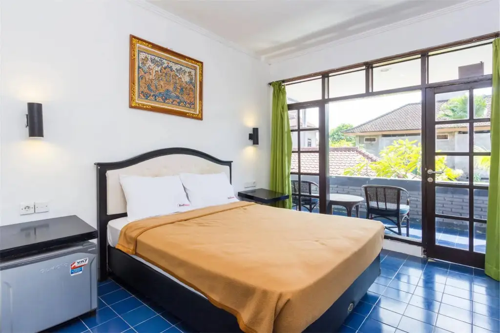 Кута: RedDoorz near Beachwalk Kuta