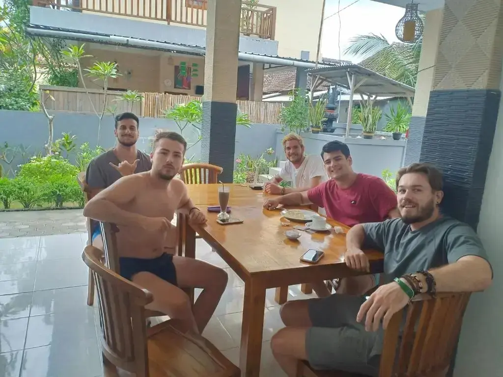 Лембонган-Айленд: Dwiki Putra Home Stay