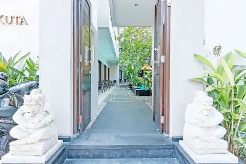ZEN Rooms Kuta Theater — фото 1