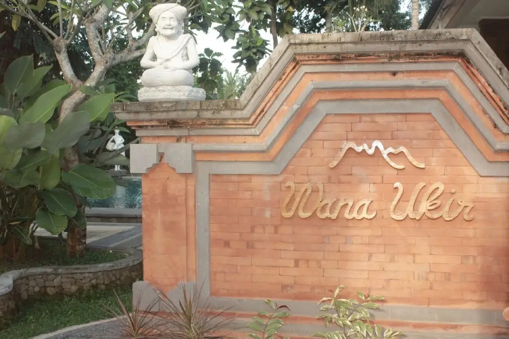 Сукавати: Wana Ukir Ubud