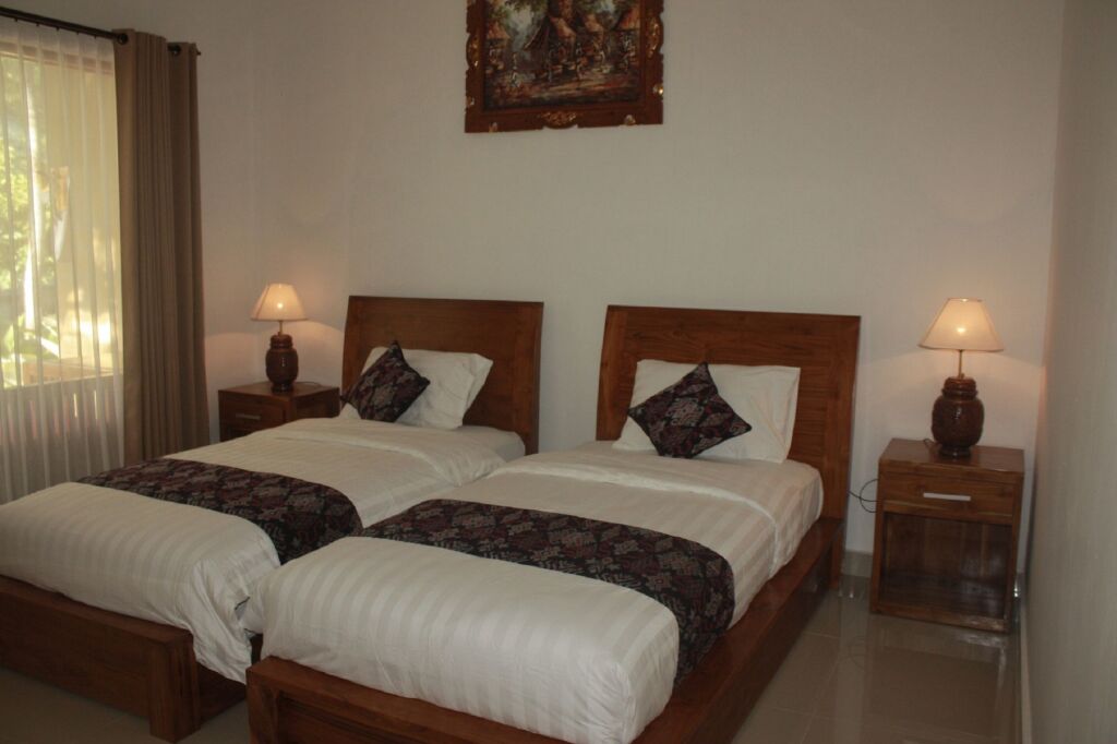 Сукавати: Wana Ukir Ubud