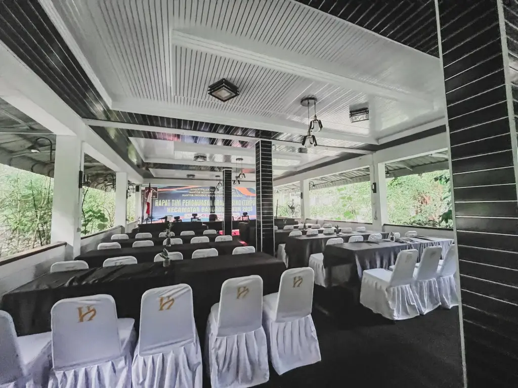 Готонг Ройонг: Heritage Resort Bukit Lawang