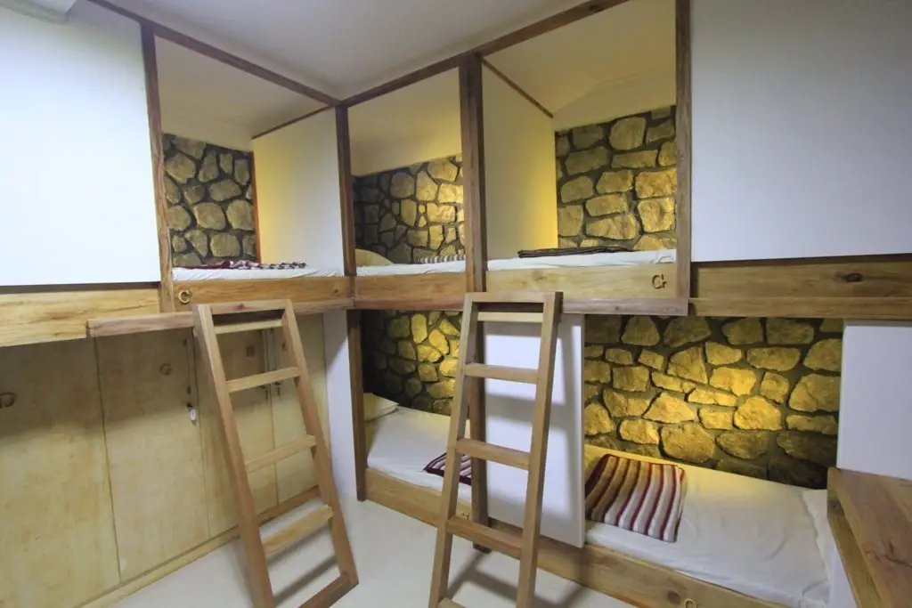 Батуретно: Grass Root Homestay