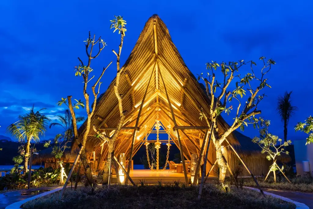 Педжаракан: Menjangan Dynasty Resort