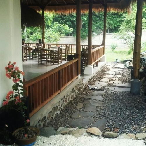 Jerowaru: Kuta Lemon Tree